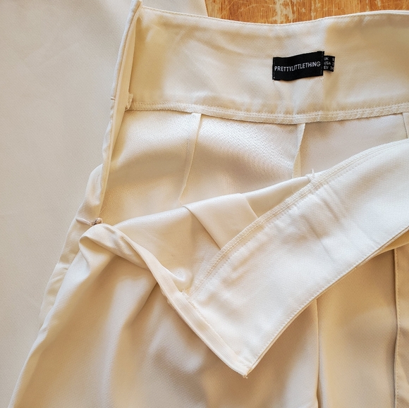 High-waisted Wideleg Tall Trousers - Picture 6 of 9